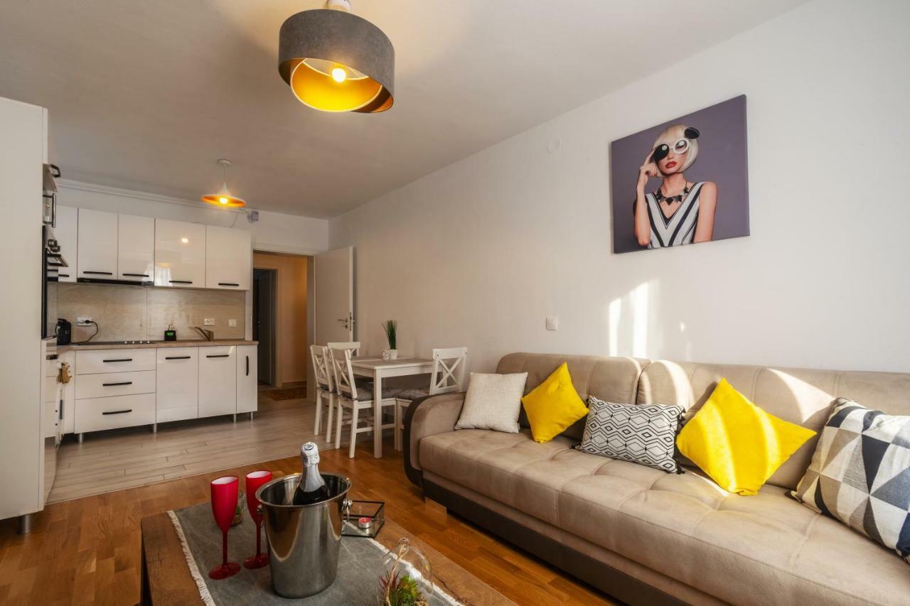 Relax Apartment 1 Сигишоара Екстериор снимка